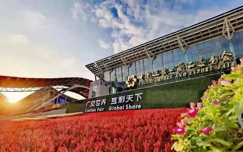 雷諾爾電氣閃耀第135屆廣交會(huì )，自主技術(shù)創(chuàng  )新引領(lǐng)行業(yè)未來(lái)