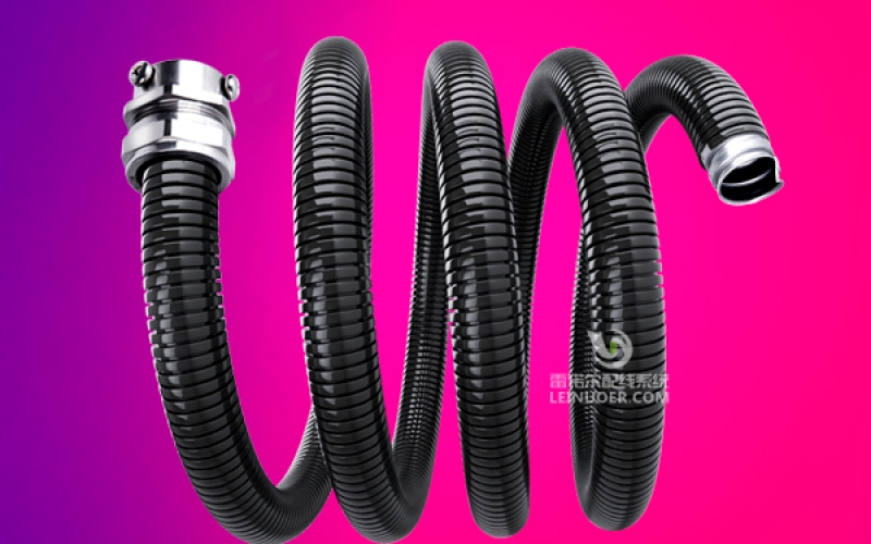 工業(yè)線纜保護(hù)必看！雷諾爾教你如何選對(duì)軟管與接頭